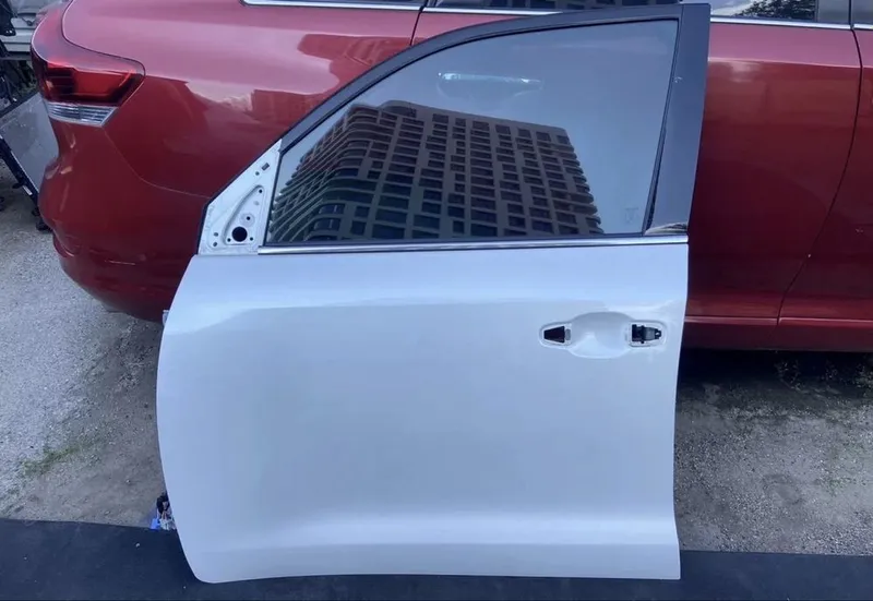 Дверь Lexus LX570 LX450d 2021