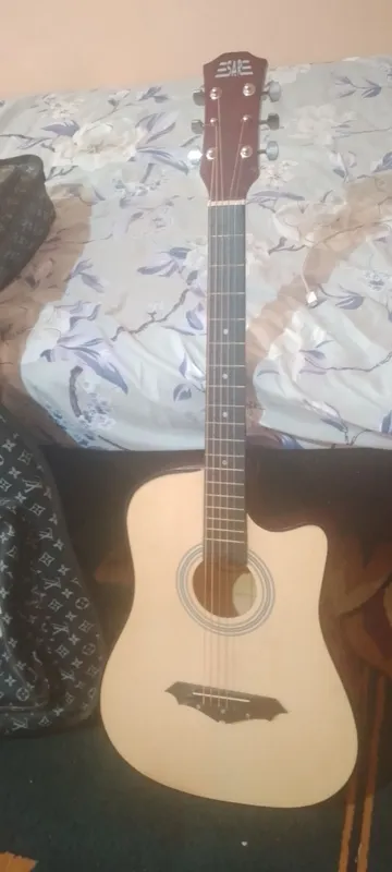 gitara 1 mln narxi chexoli bilan gitara 1 mln narxi chexoli bilan