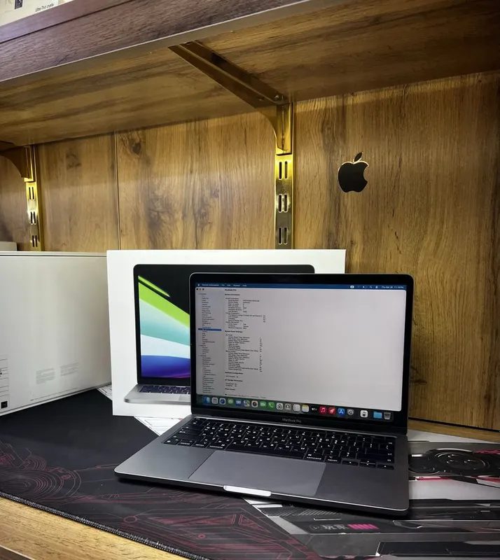 MacBook Pro M1 8/256 полный комплект 1 MacBook Pro M1 8/256 полный комплект 1