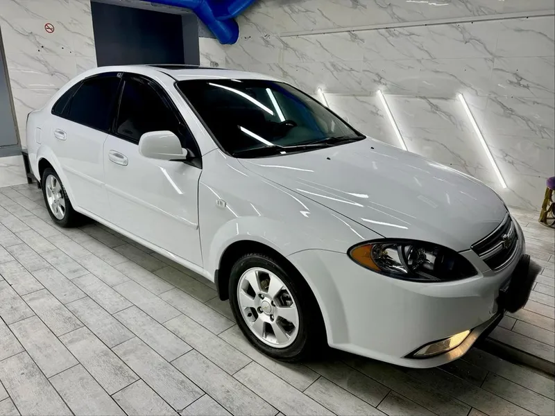 Продаю свою Lacetti 2022 г ноябрь. Пробег 20.000 км. Full позиция 3 Продаю свою Lacetti 2022 г ноябрь. Пробег 20.000 км. Full позиция 3