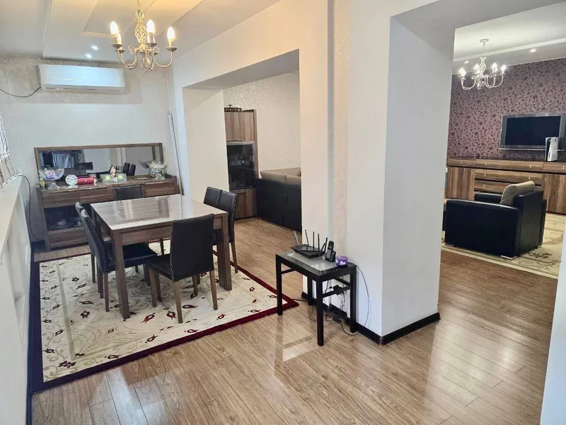 Продаётся 7-комнатная квартира, 169 м², 2/5, Яшнабадский район 2