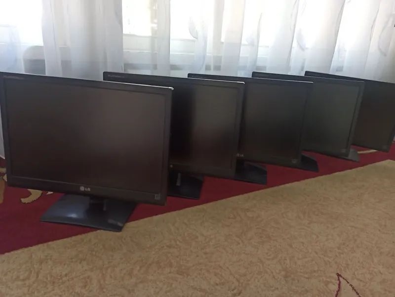 Компьютер Corei3 + LG Монитор — фото 3