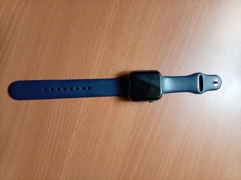 Smart Watch, 1ta remeshogi, bor ko'p ishlatilmagan