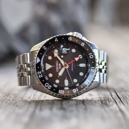 Seiko 5 Sports GMT “Black Grape” — фото 1