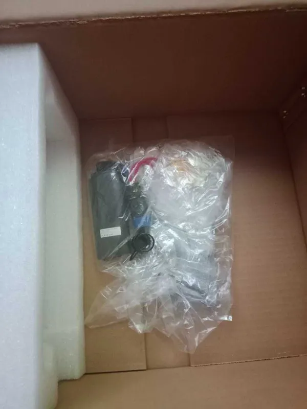Quyosh invertor 3.3 kW. OnGRID. bir faza 220V, Yangi, 3