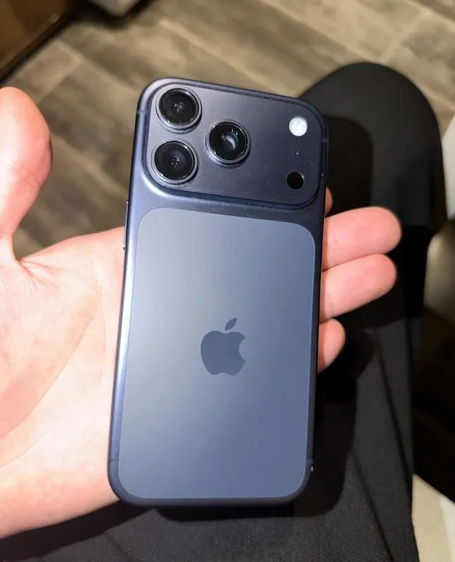 iPhone 17 pro 256gb e sim 5 iPhone 17 pro 256gb e sim 5