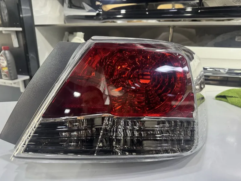 Honda Accord orqa fara 5