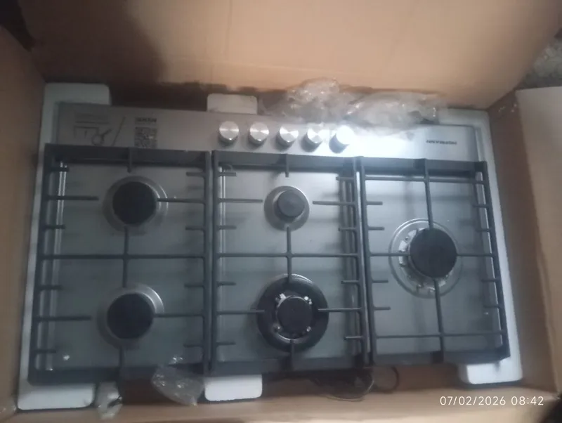 Gaz plita sotiladi