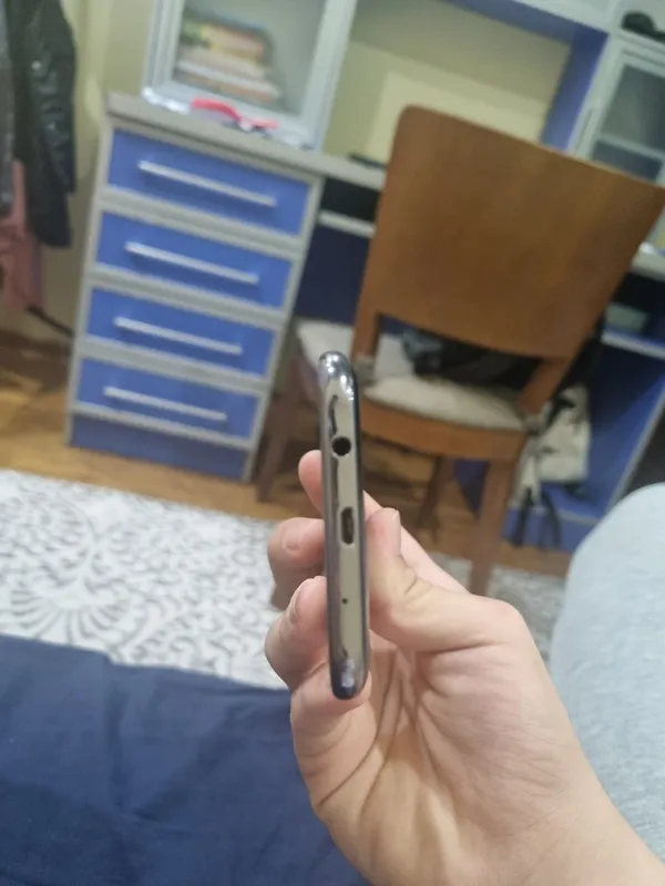 Samsung Galaxy  J5 — фото 3