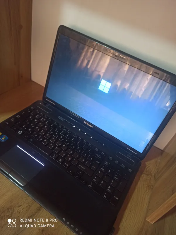 NOMI: TOSHIBA 3