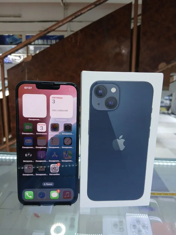 iPhone 13 128GB iPhone 13 128GB