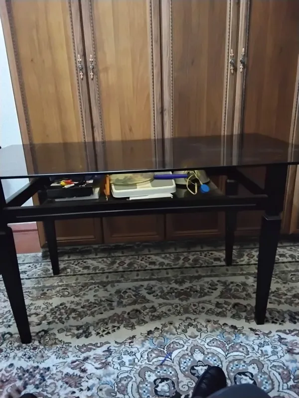 Стол стеклянный новый