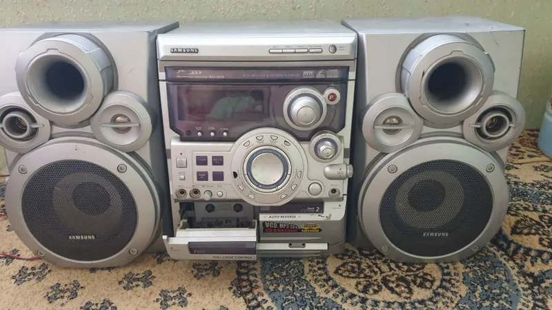 Samsung musiqiy markaz 1
