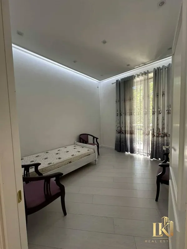 Продаётся уютная 2-комнатная квартира, 52 м², с ремонтом — фото 4