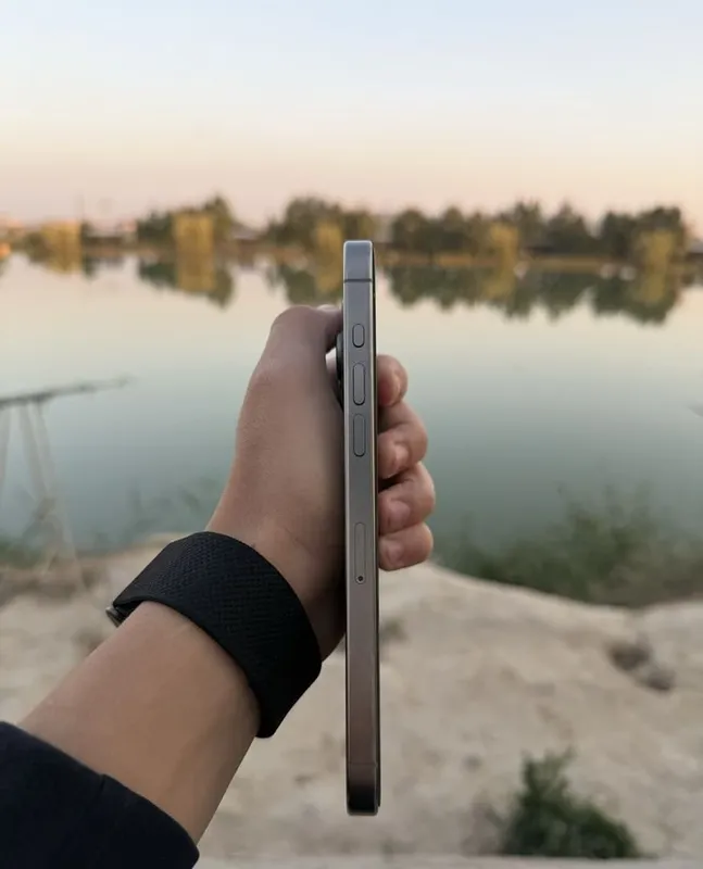 iPhone 15 Pro Max 256 ГБ, идеальное состояние, аккумулятор 79% 5