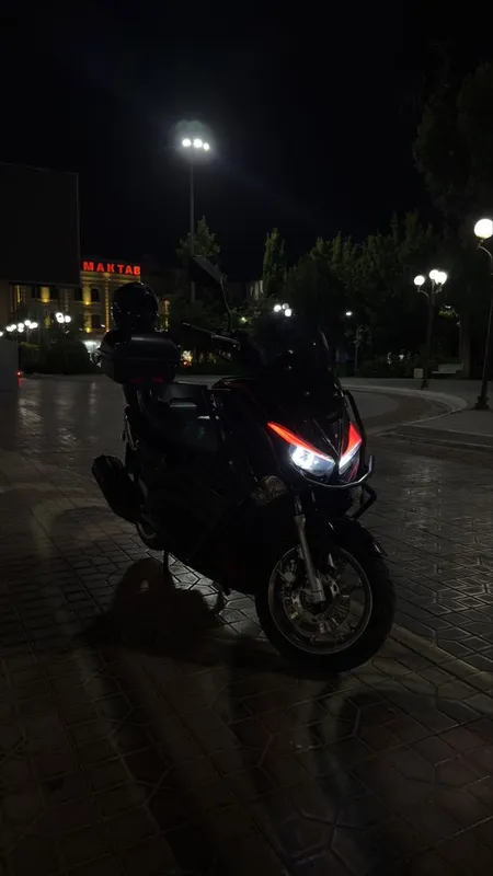 Skuter moto M max