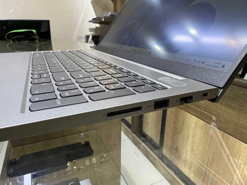 Lenovo ThinkBook Intel Core i5-1135G7 озу8гб 256ssd 5 Lenovo ThinkBook Intel Core i5-1135G7 озу8гб 256ssd 5