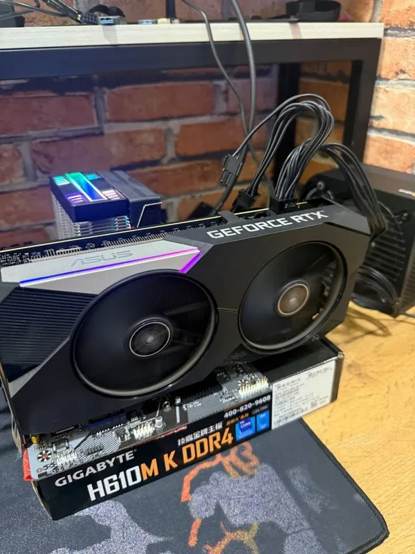 ASUS Dual GeForce RTX 3060 Ti 8GB