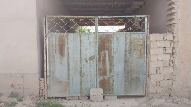 Darvoza sotiladi kelishilgan holda