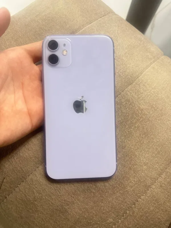 iPhone 11, аккумулятор 75%, память 64, Face ID не работает 2
