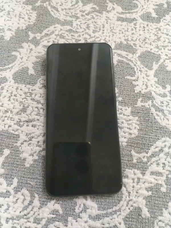 Huawei Mate 60 Pro + 2 Huawei Mate 60 Pro + 2