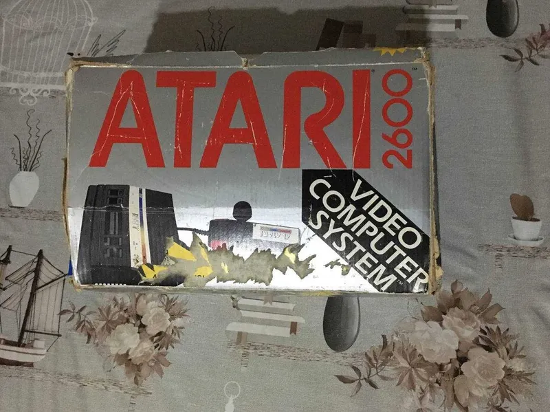 Легендарная Atari 2600 (GDR/USA) — ПОЛНЫЙ КОМПЛЕКТ в коробке!
