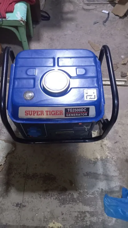 Продам бензогенератор 1