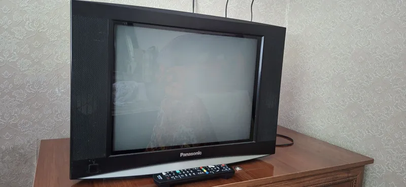 Продам телевизор Panasonic 1
