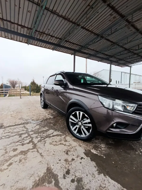 Lada Vesta SV kros — фото 3