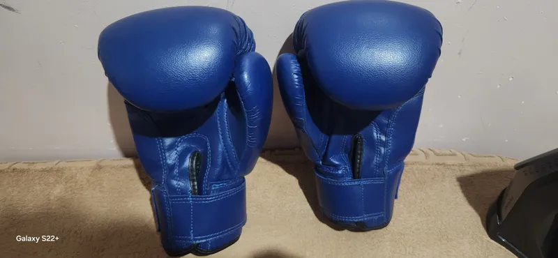 12–14 yoshdagilar uchun boks qo‘lqopi 2 12–14 yoshdagilar uchun boks qo‘lqopi 2