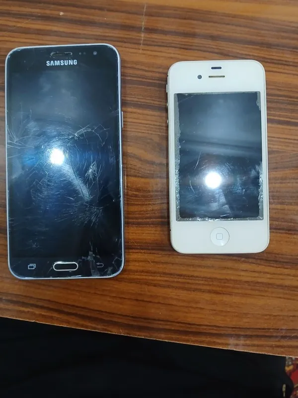 Samsung j3 va Iphone 4s — фото 1