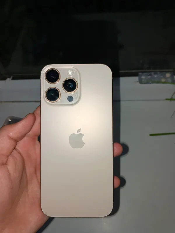 iphone 16 pro max 1