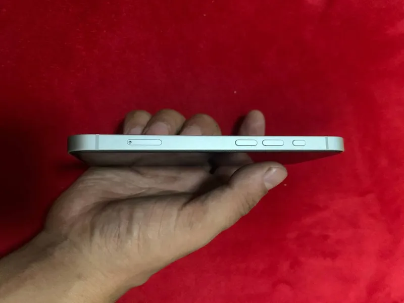 iphone 17e 256 гб oq 3 iphone 17e 256 гб oq 3