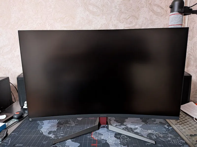 Продам игровой монитор MSI Optix AG32CQ
