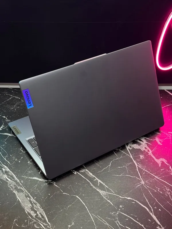 Noutbuk Lenovo Ideapad Slim 3 — фото 2