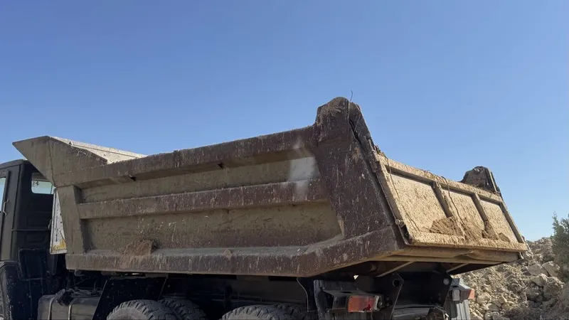Srochna Kamaz kuzov Sotiladi 1 Srochna Kamaz kuzov Sotiladi 1