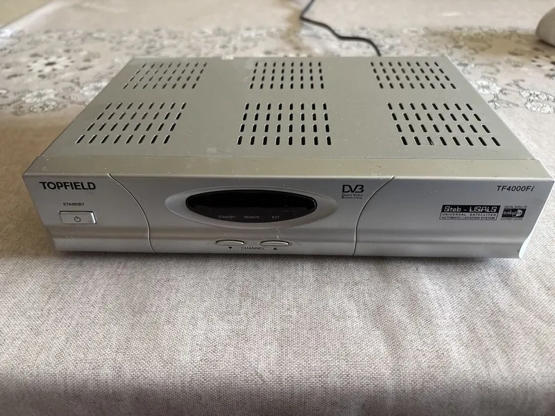 TopField DVB Tyuner TF4000Fi 1 TopField DVB Tyuner TF4000Fi 1