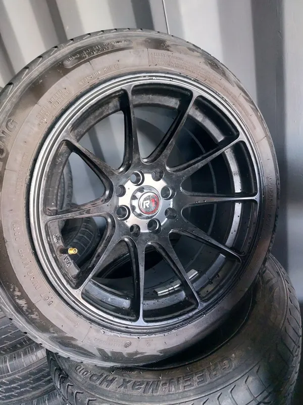 15 R XXR diska balon Spark Nexa 1