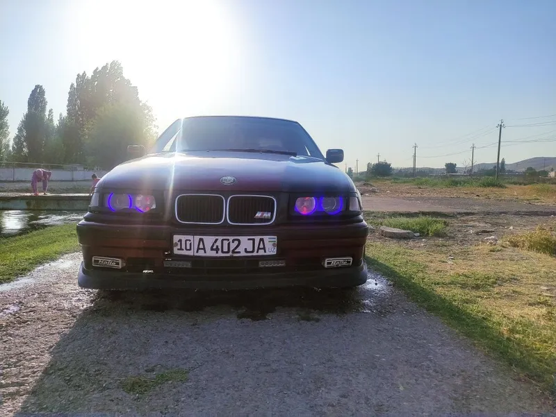 Продам BMW E36 M50 8 Продам BMW E36 M50 8