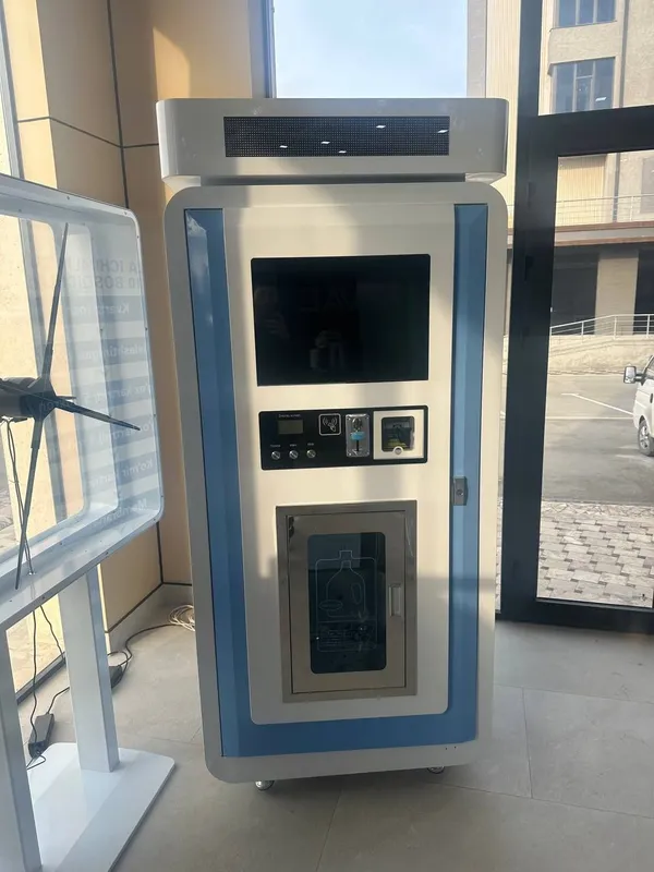 Vending suv sotuvchi