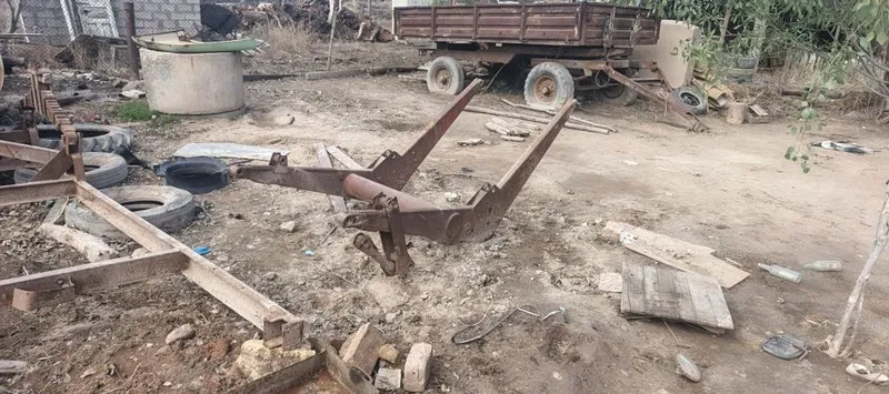 Погрузчик сотилады