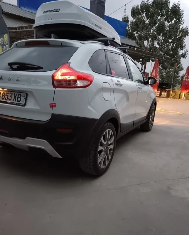 Автомобиль в отличном состоянии, как новый 4 Автомобиль в отличном состоянии, как новый 4