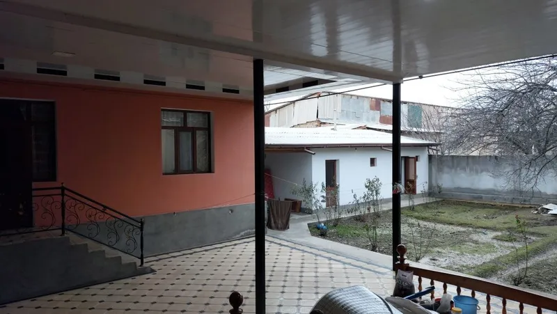 Uy sotiladi. Jizzax shaxar O'ratepalik maxallasi — фото 1
