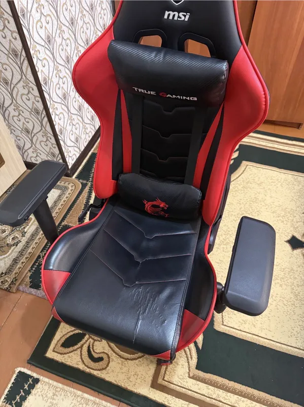 Игровое кресло MSI MAG CH120 — фото 1