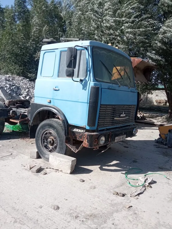 MAZ 5.000 sotiladi 3
