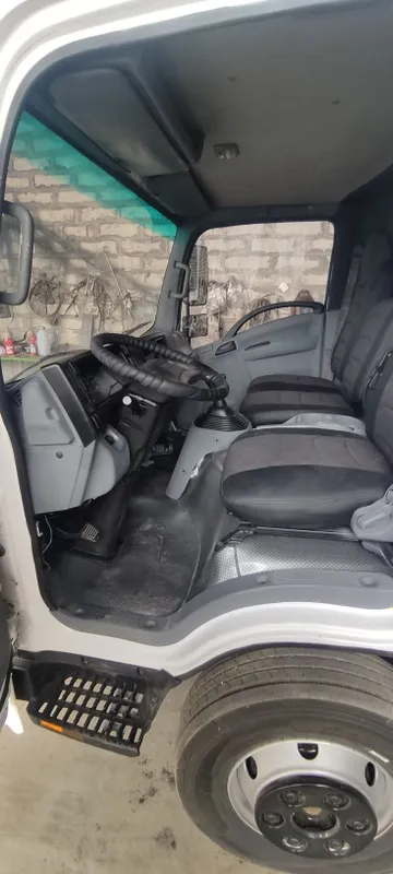 Isuzu avtobusdan yasalgan matori karobka zadni moʻs avtobus 5 Isuzu avtobusdan yasalgan matori karobka zadni moʻs avtobus 5