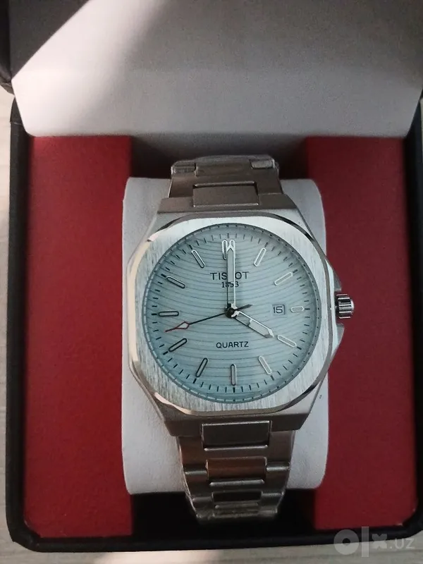 Soatlar Rolex va Tissot 8 Soatlar Rolex va Tissot 8