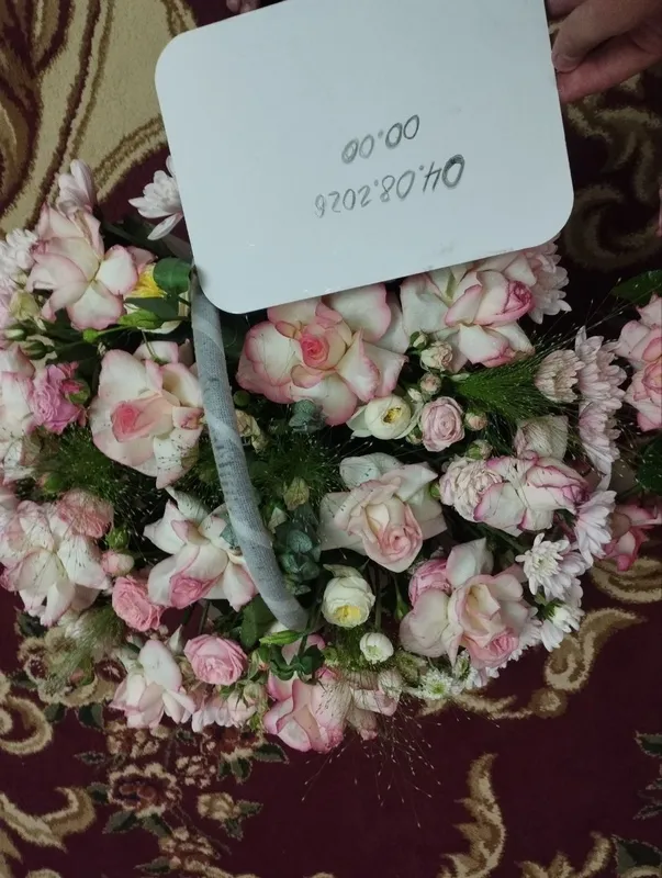 Yengi tug'ilgan kunga sovg'a qilingan gullar 1 Yengi tug'ilgan kunga sovg'a qilingan gullar 1