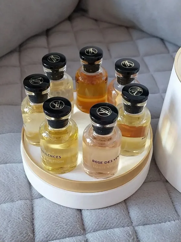 LOUIS VUITTON LES PARFUMS (atirlar to‘plami) 6 LOUIS VUITTON LES PARFUMS (atirlar to‘plami) 6
