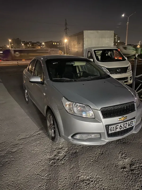 Nexia 3 aftamat 2017 yil 233000 km